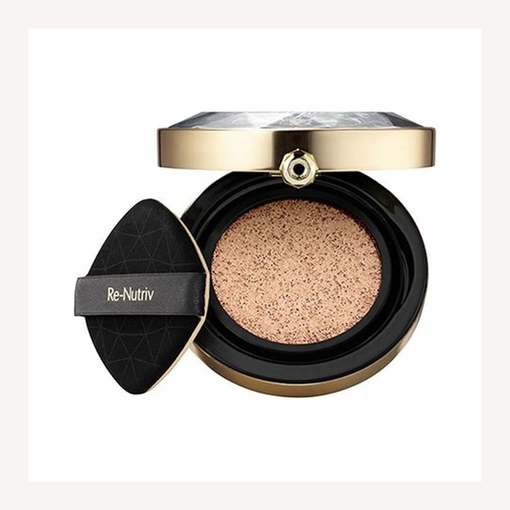 Estée Lauder Re-Nutriv Ultra Radiance Serum Cushion