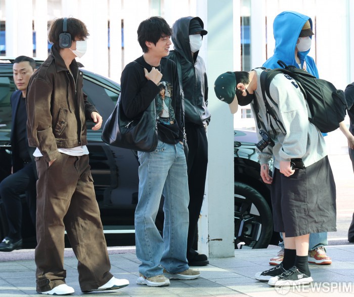 정국 2026년 9월 30일 인천공항 착장