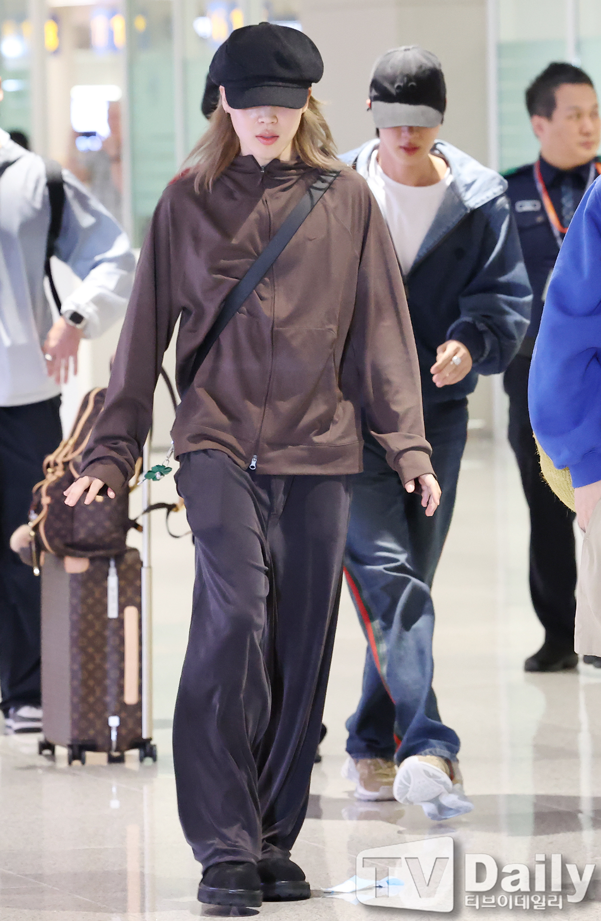 지민 2026년 9월 8일 인천공항 착장
